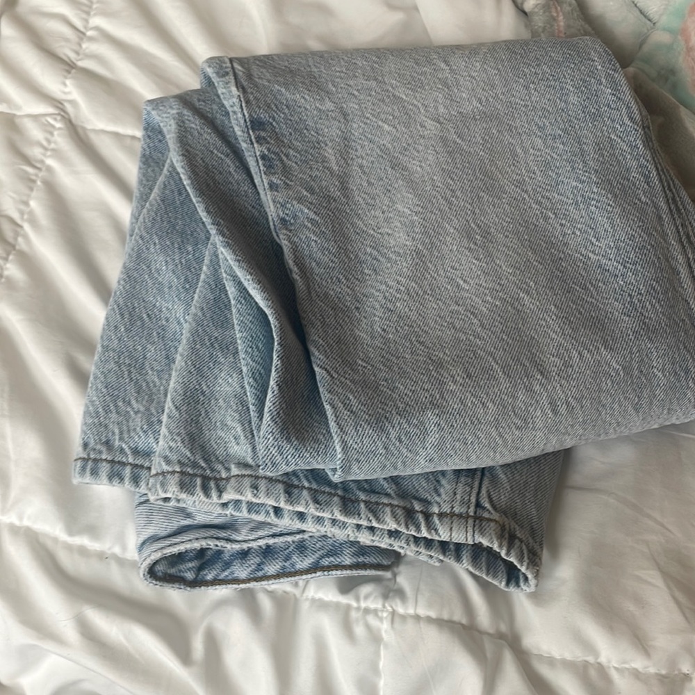 light blue 90s boyfriend pacsun jeans